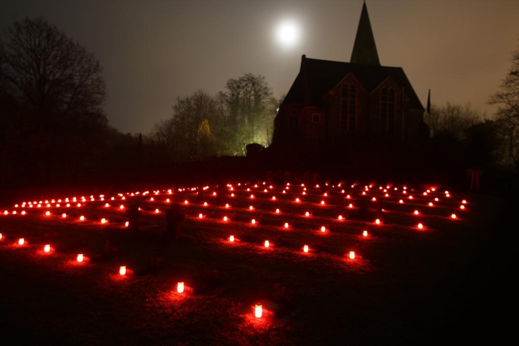 Ferienwohnungen Schenk Schmitz บัดแบร์ทริช ภายนอก รูปภาพ