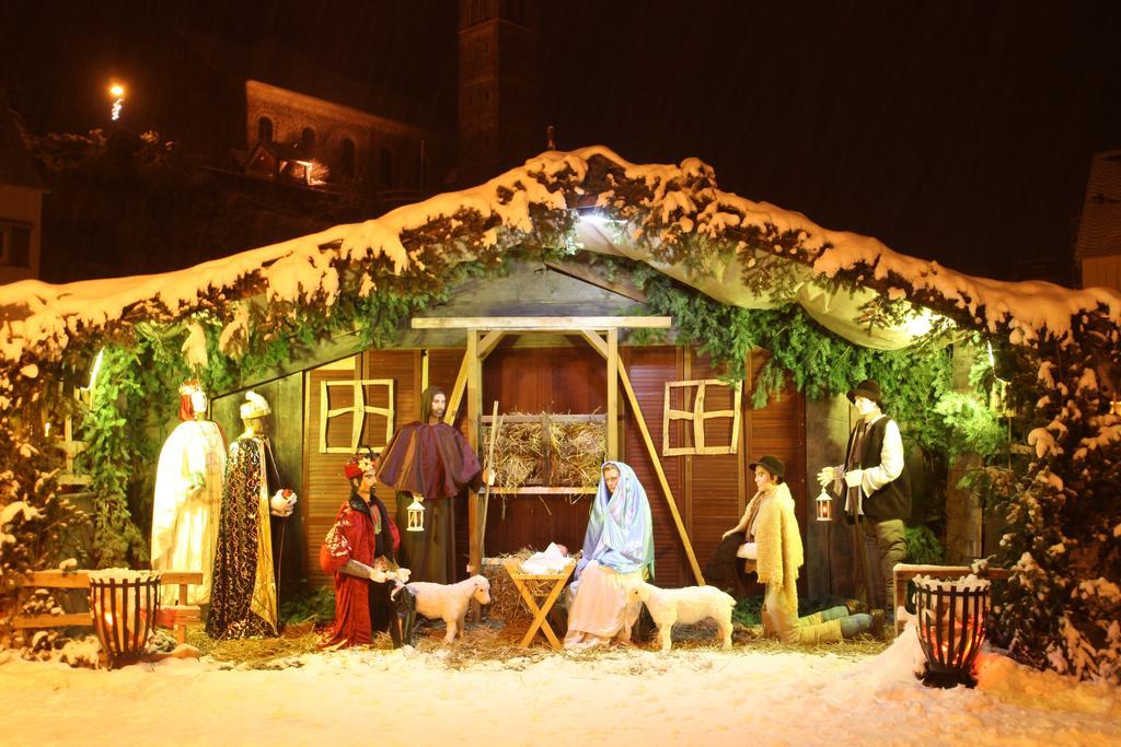Ferienwohnungen Schenk Schmitz บัดแบร์ทริช ภายนอก รูปภาพ